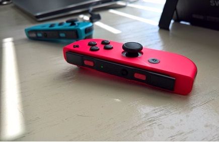 Nintendo Switch Joy-Cons cho hai người chơi